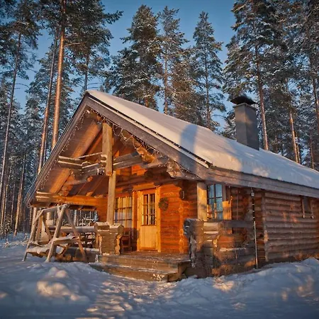 Laukkala Cottages Reindeers & Husky *